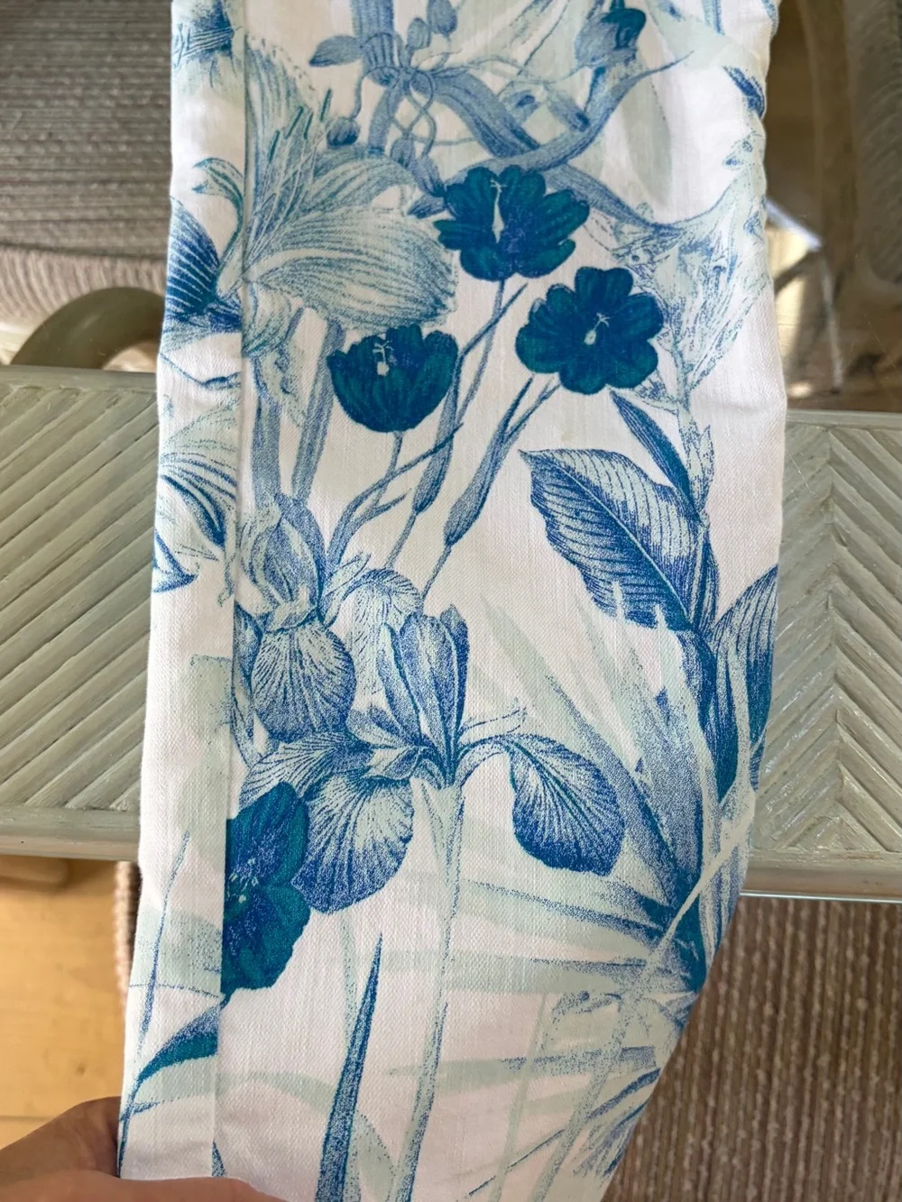 Chico's Teal and White Floral Cropped Pants